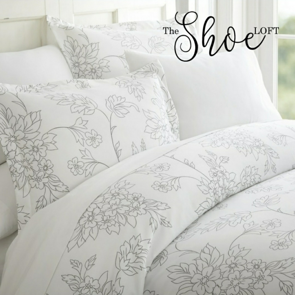 Patterned Flowers & Leaves Twin/Twin XL Duvet Set